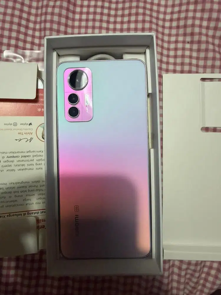 Xiaomi 12 lite warna pink 8/256gb