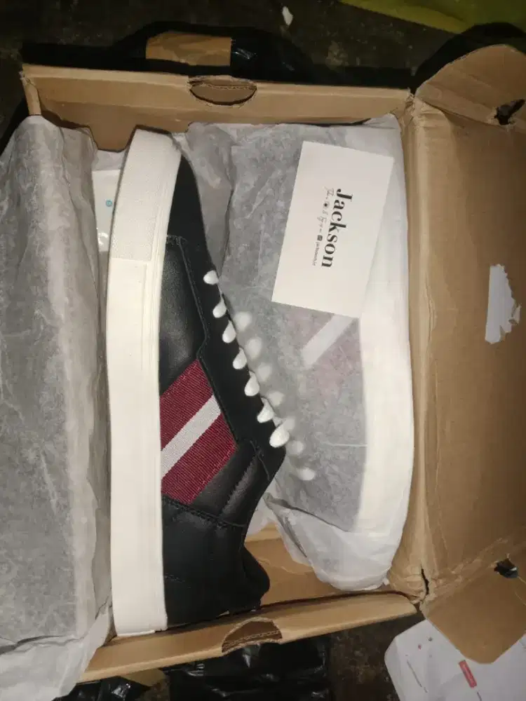 Sepatu Sneakers Jackson