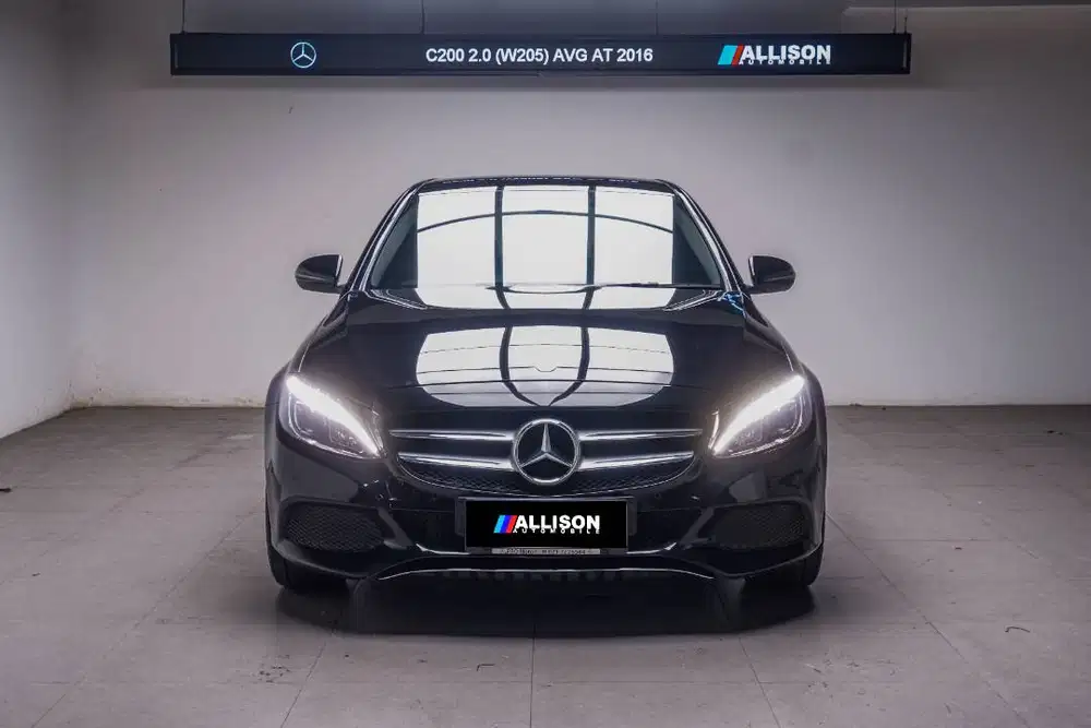 [ Low KM Tangan pertana ] Mercy C200 low km 2016