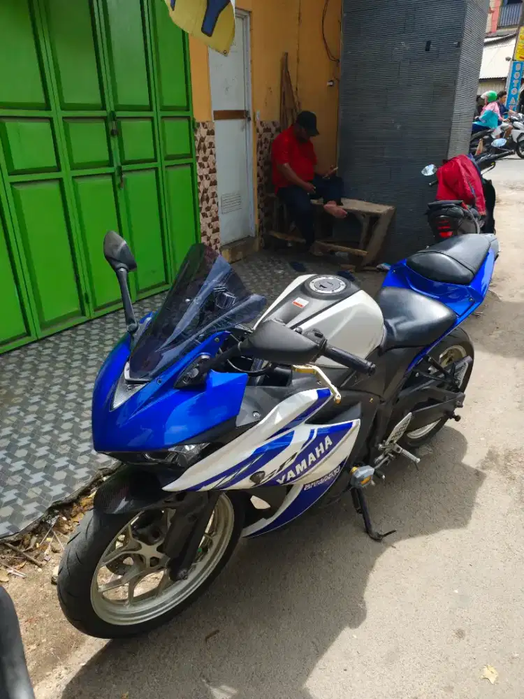 Yamaha R25 2014