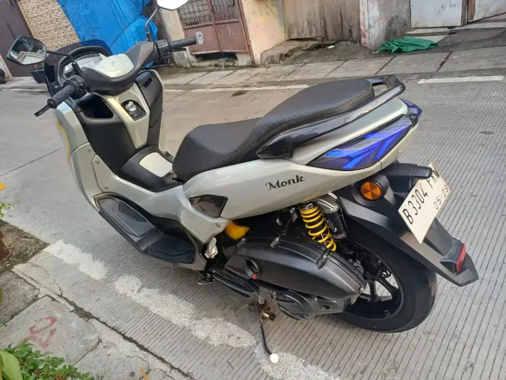 Jual n max tahun 2022,mesin ok,stater nyala semua.