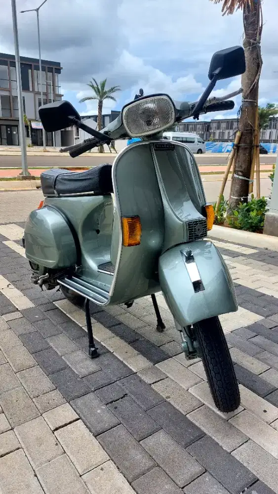 Vespa px 1980 metalic grey (repaint)