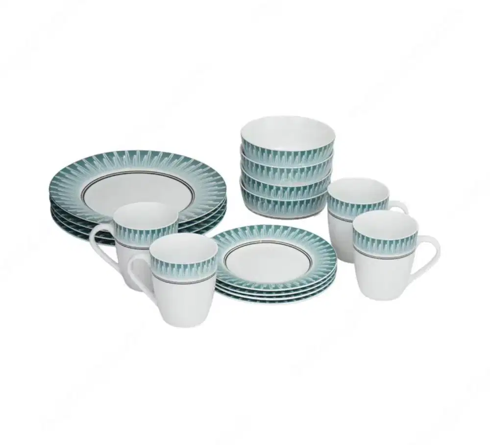 Set peralatan makan Delicia