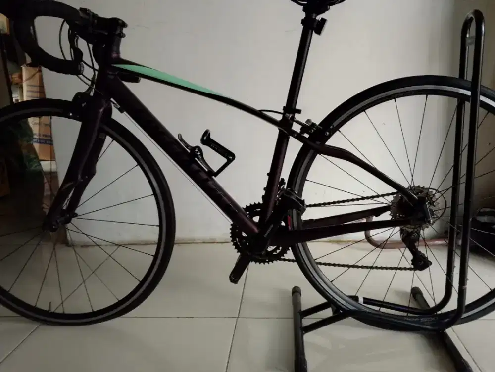 Sepeda road bike specialized dolce size 44 cm