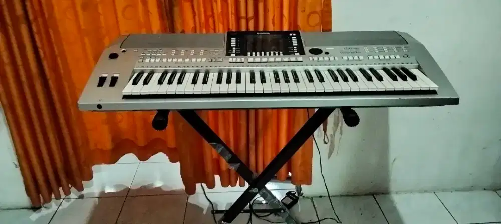 Dijual segera keyboard Yamaha PSR S710