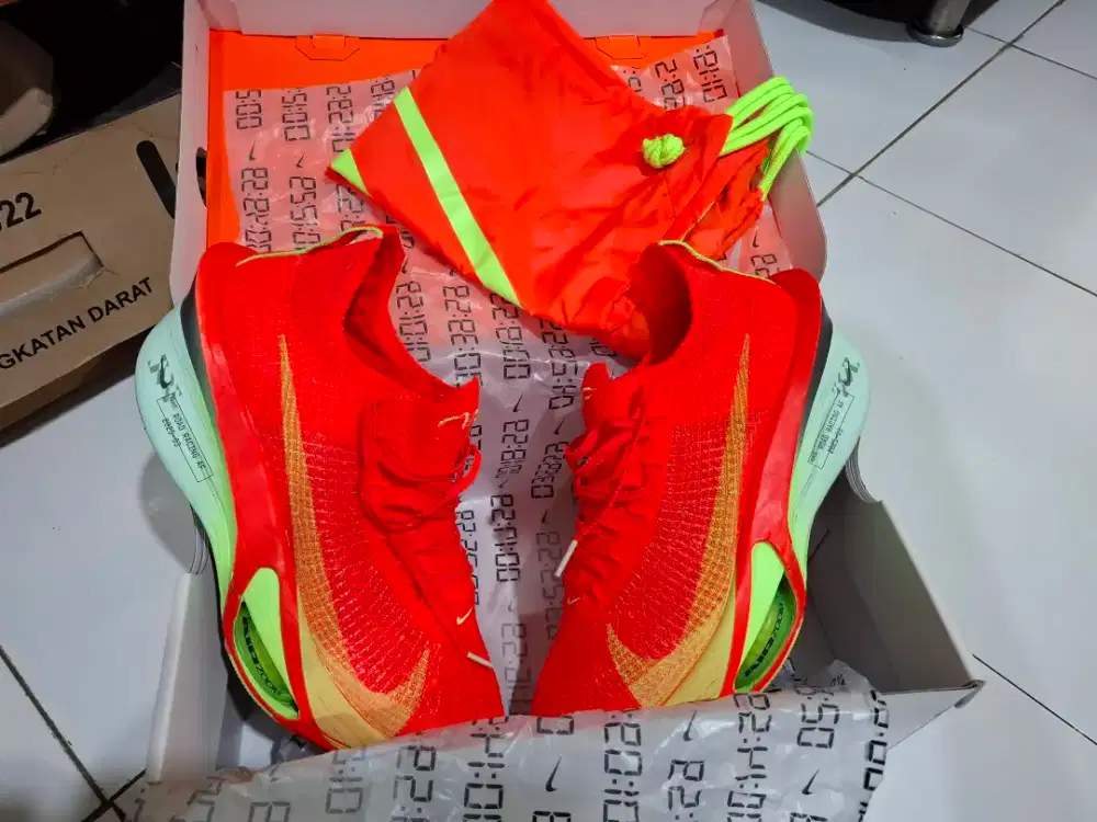 SEPATU NIKE AIR ZOOM ALPHAFLY NEXT% 3