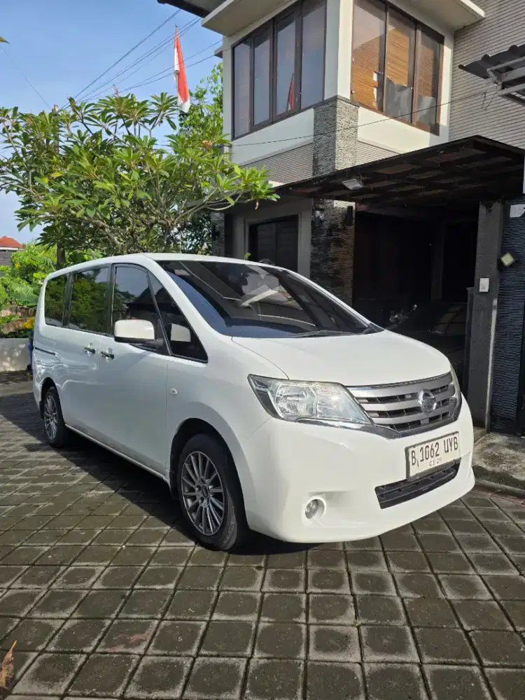 Nissan Serena X 2014