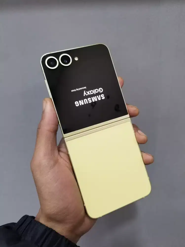 Samsung Z Flip 6 Ram 12/256 GB Fullset