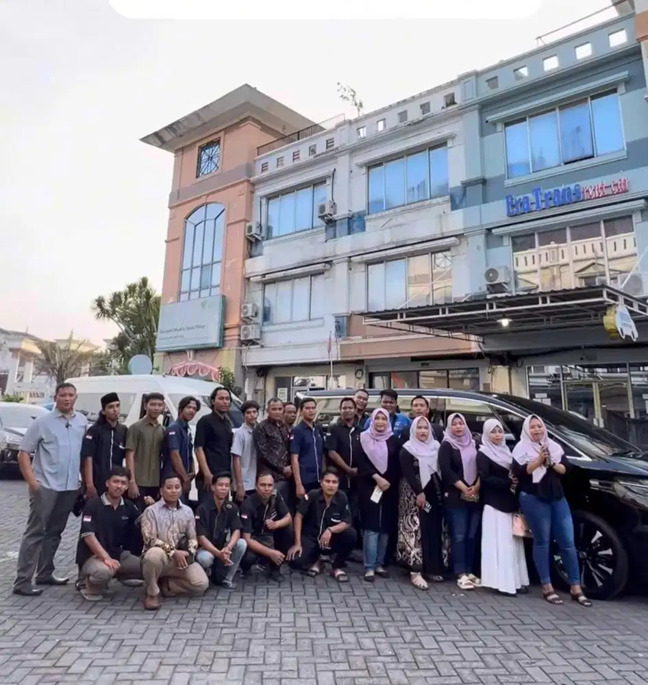 Segera di cari driver muda untuk rental mobil