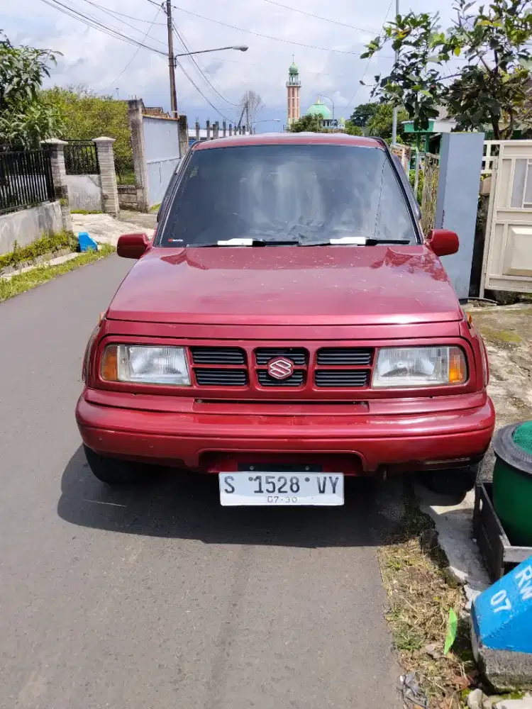 Suzuki Escudo 1997 Bensin