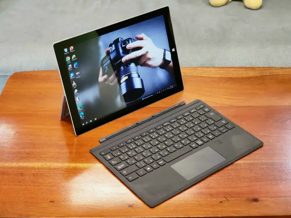 Microsoft Surface Pro 3 8GB/256GB Convertible 2in1 Fullset Keyboard