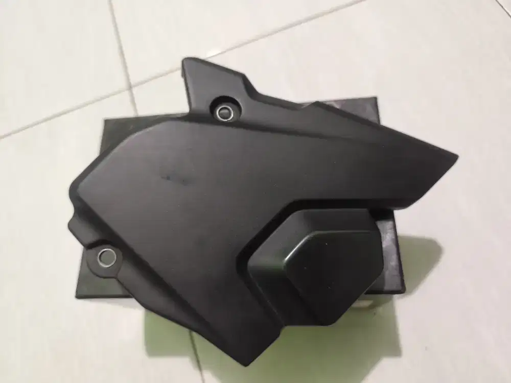 Tutup/Cover Gir Depan MX King 150