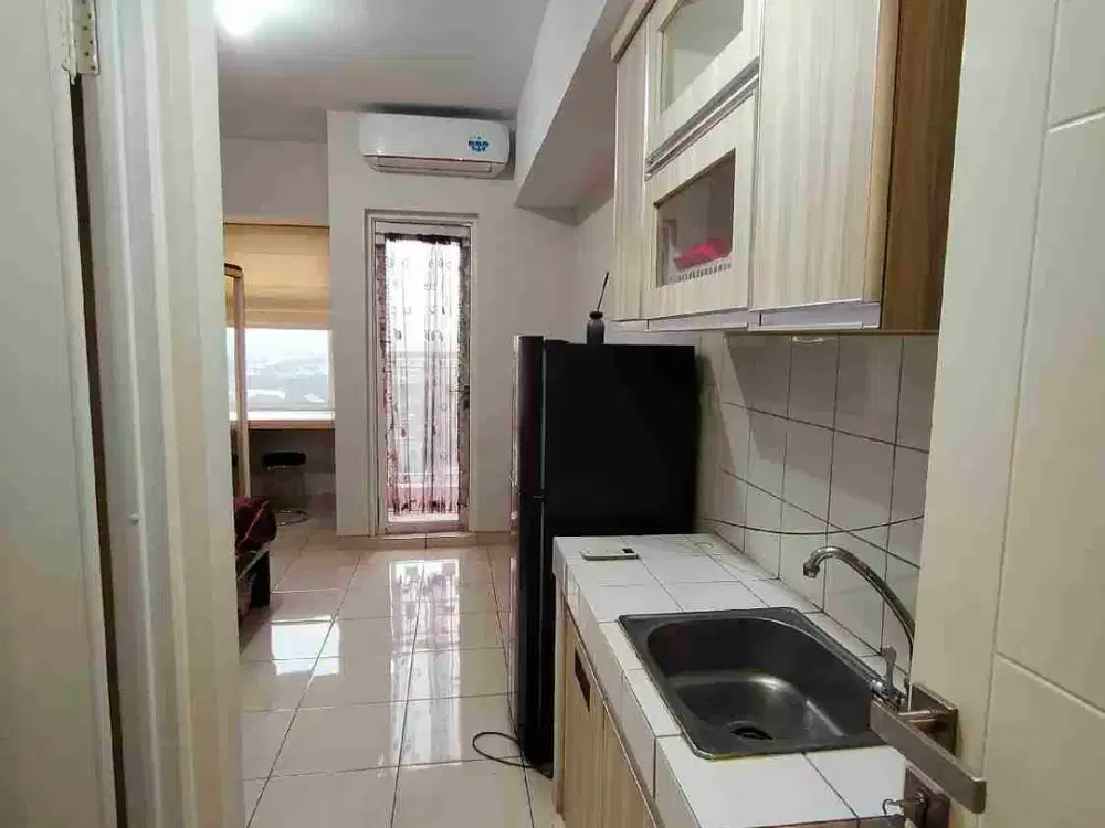 Disewakan tipe studio furnish Tower Davalia, Apartemen The Springlake, Summarecon Bekasi.