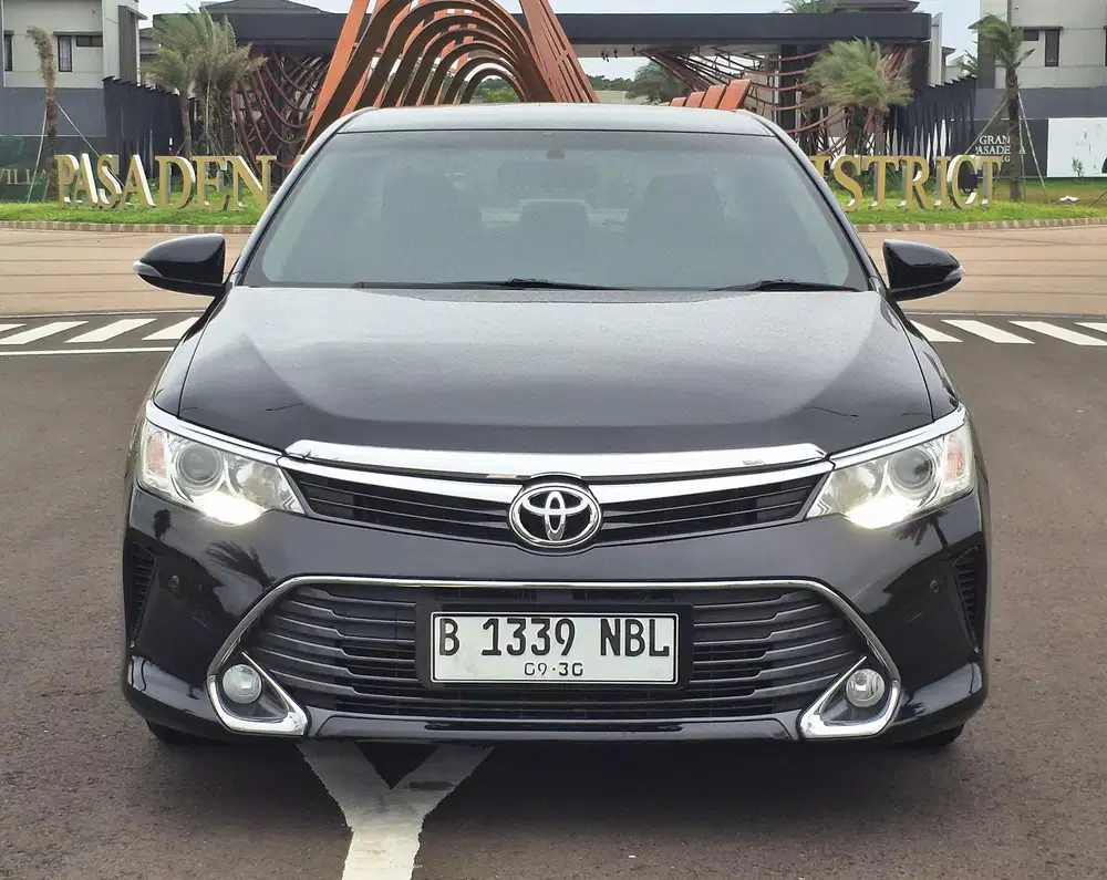 Angsuran 3 JTan Toyota Camry G 2.5 At 2018