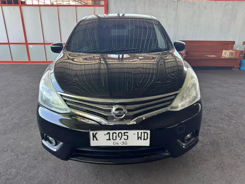 Nissan Grand Livina 2014