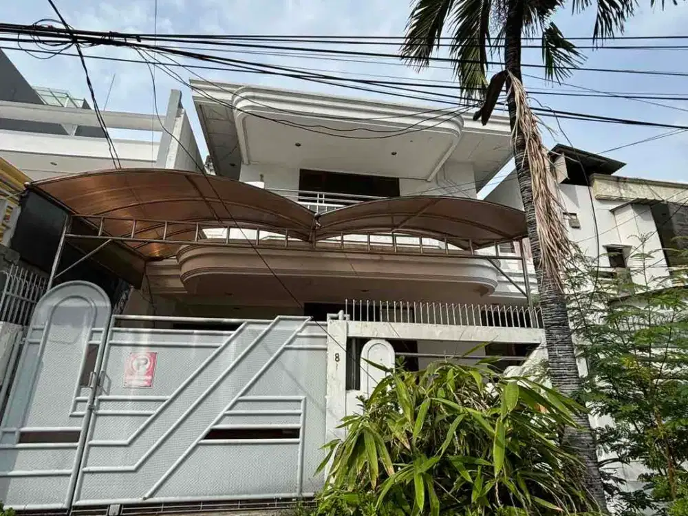 Dijual Rumah 2 lt 10 x 25 m2 di Muara Karang Blok 7 No cantik 8  Shm hadap selatan ada 4 kt 3 km, carport 2 mobil. Perlu renovasi, nego yuk sampai deal!