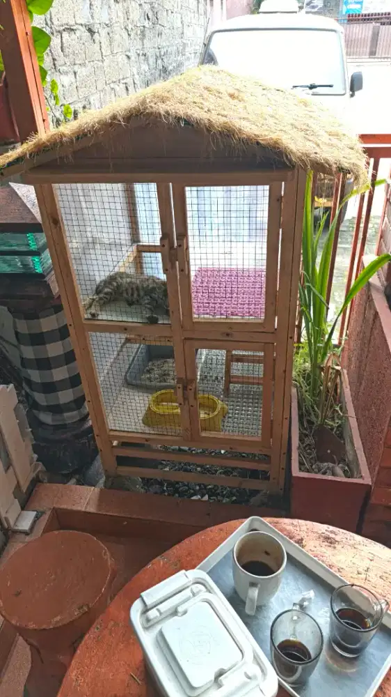 Kandang kucing kayu jati tingkat