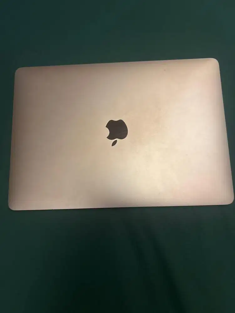 Apple MacBook Air 13 inch 8GB, 256GB, 1.1GHz Gold