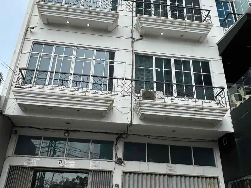 Dijual Ruko 3 lt 4 x 25 m2 di Muara Karang HGB hadap barat cocok utk office, bank, cafe, online, klinik dll sebelah MC Donald, Survey segera yu