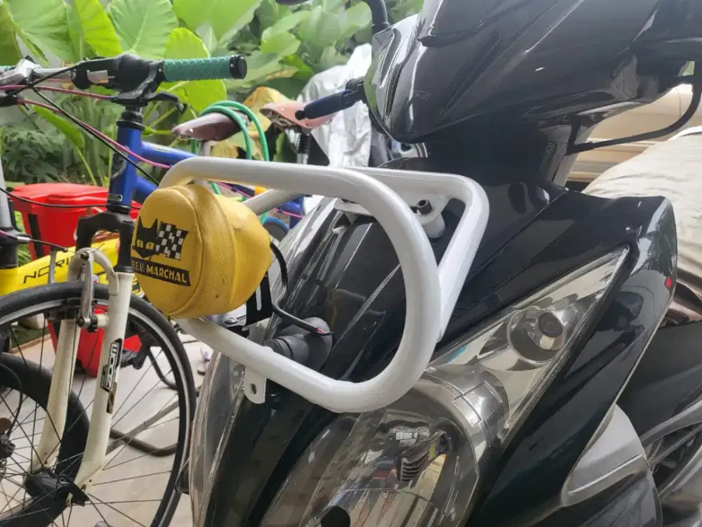 Front Rack Bull Bar Skywave Spacy Bonus Foglamp