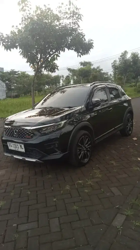 W-rv 2023 RS jual cepat