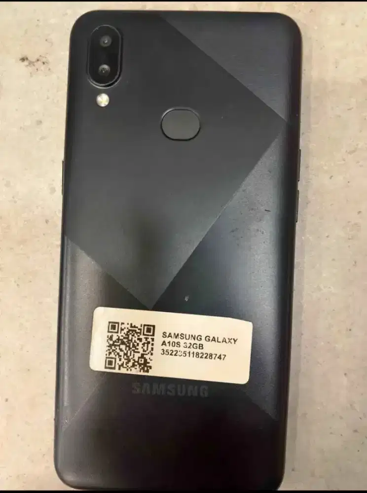 Maharin aja nih Hp Samsung a10s fullshet ram 2/32