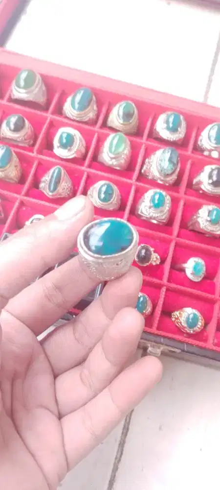 Batu cincin batu bacan natural