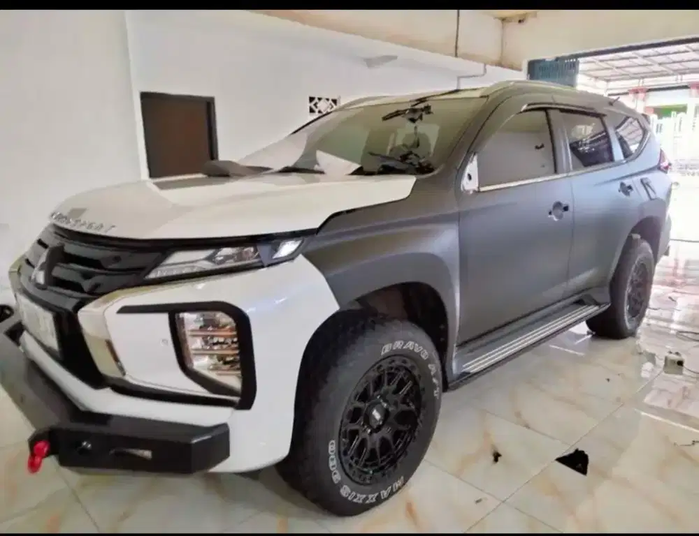 Wrapping mobil panggilan area Jawa Timur