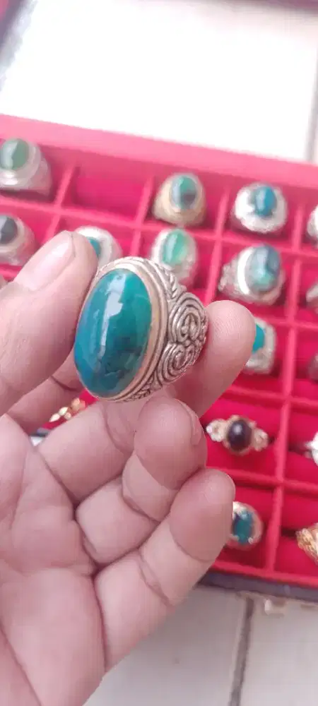 Cincin batu bacan