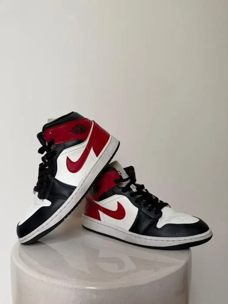 Nike Air Jordan 1 Mid Sail/Off-Noir/White/Gym Red