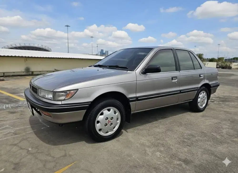 Mitsubishi lancer glx 1993 MT istimewa like new