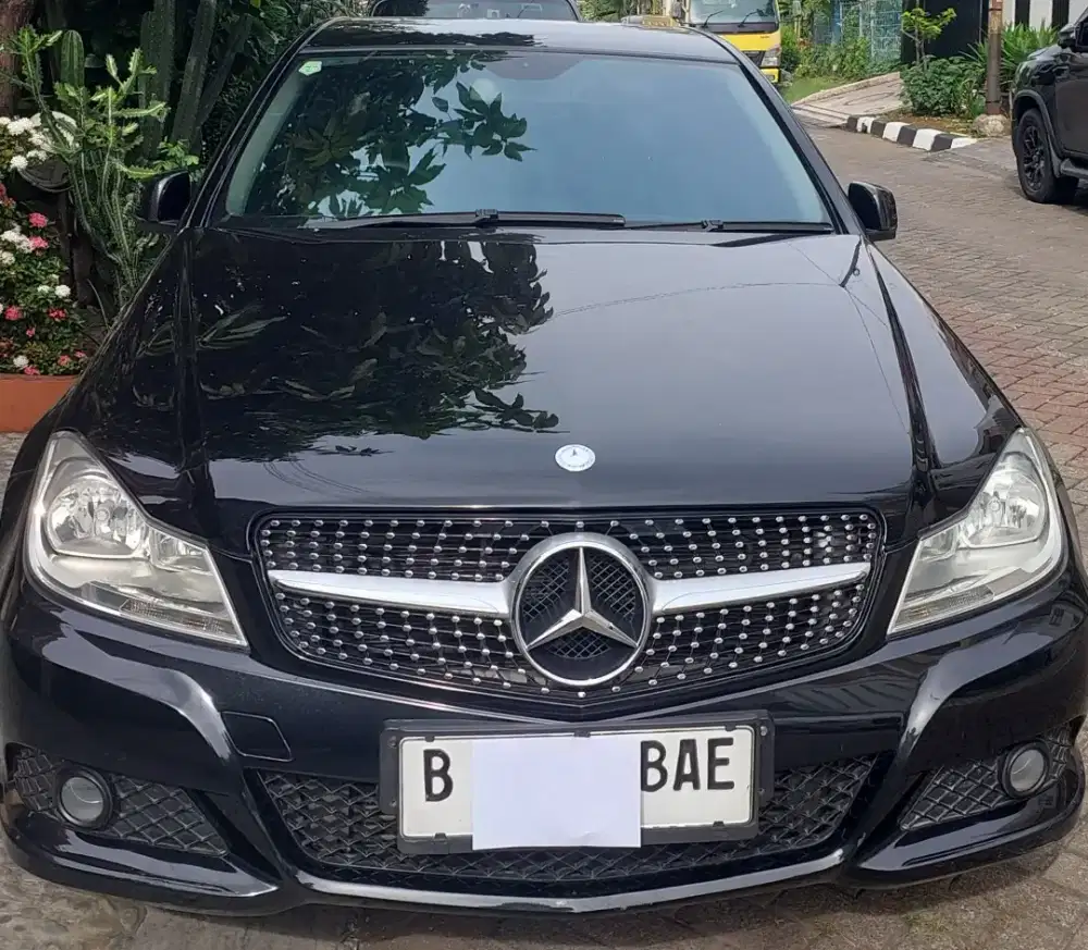 Mercy C Class 200 tahun 2013