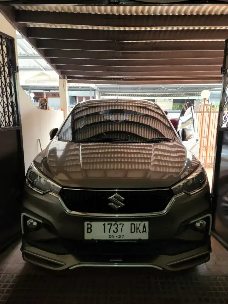 JUAL CEPAT (BU) SUZUKI ERTIGA HYBRID AT SS 2022 - TIPE TERTINGGI