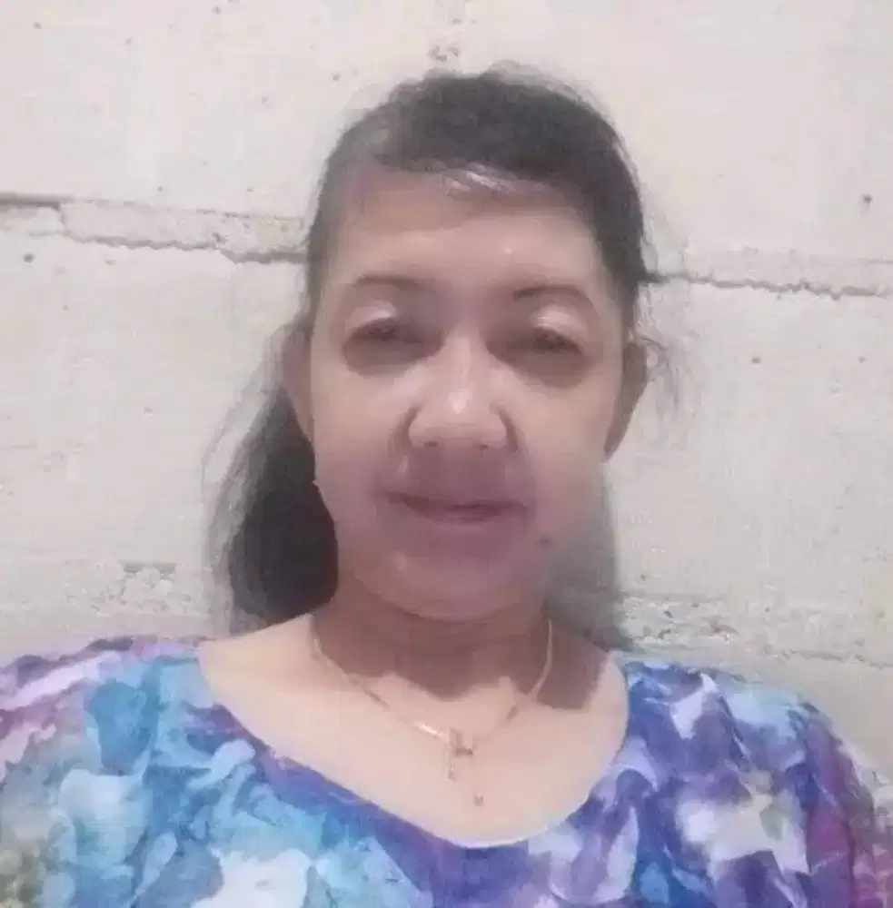 Saya mencari pekerjaan setiap hari Sabtu atau Minggu