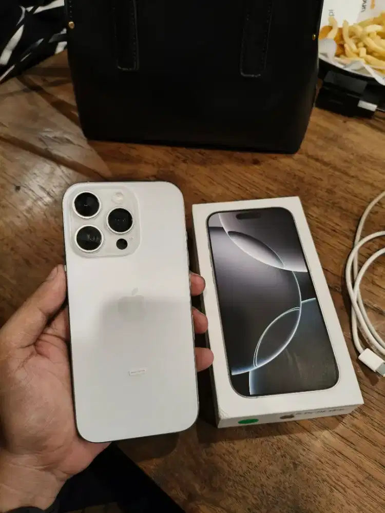 iPhone 16 pro 128 gb iBox white titanium