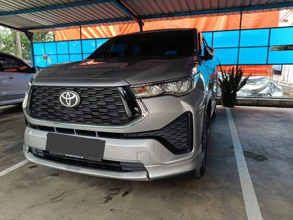 Toyota Innova Zenix V Hybrid Modelista 2023 A T kit Q 2022/2024