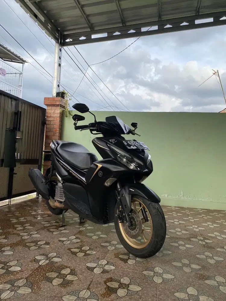 YAMAHA AEROX S KEYLESS ABS 2021 BLACK