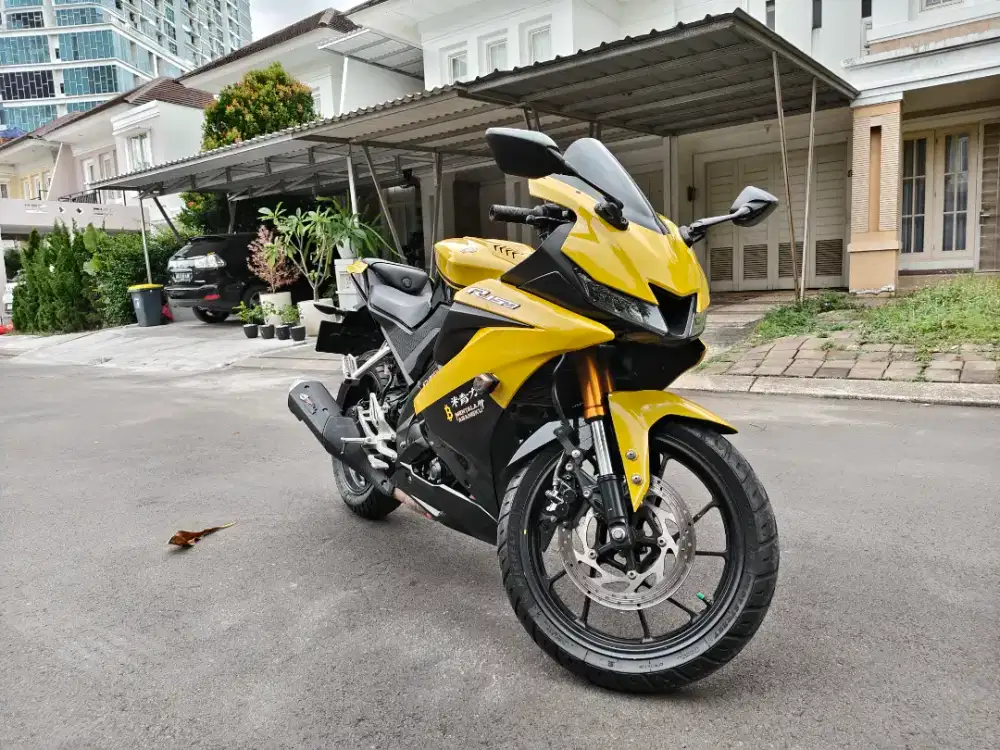 (CASH) '18 Yamaha R15 v3 km 35rb pjk 2025 ban girset baru