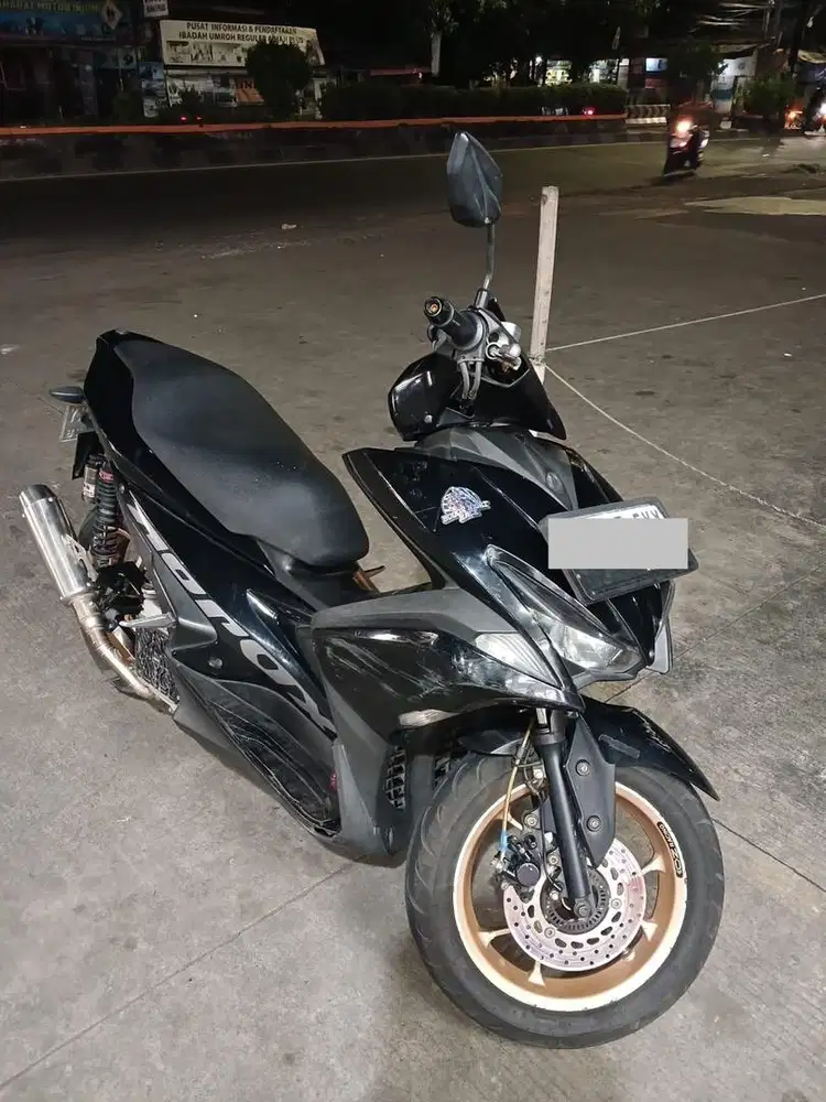 AEROX HITAM TAHUN 2017 SS LENGKAP