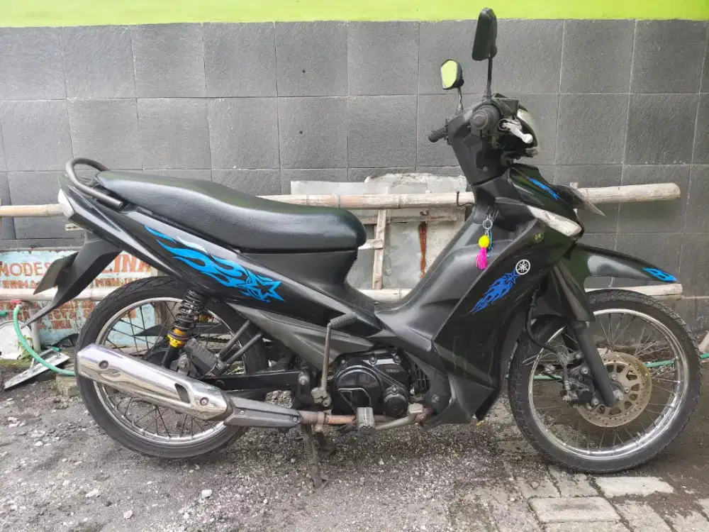 DIJUAL MOTOR VEGA ZR 2011