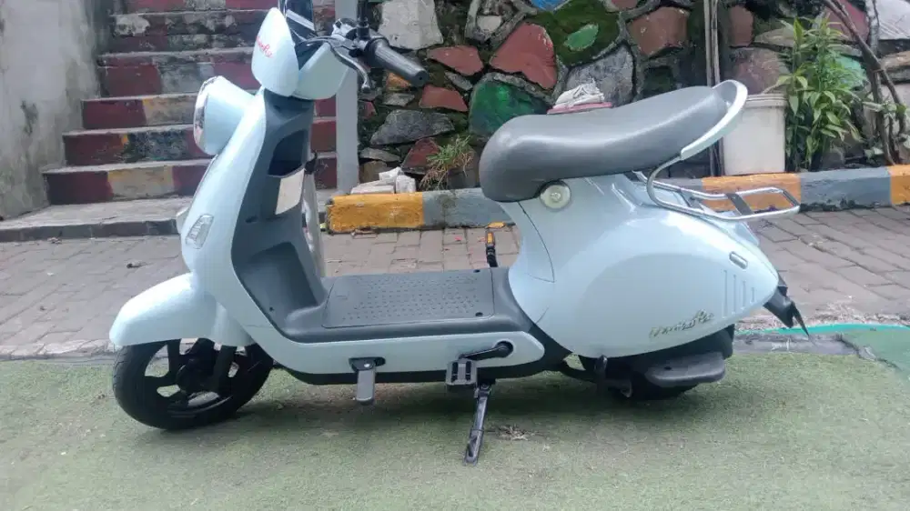 Sepeda listrik like new