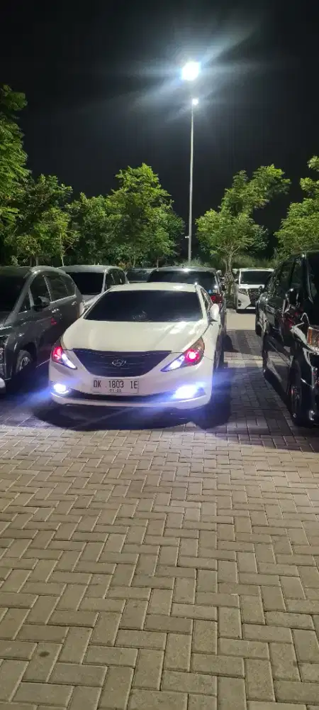 Hyundai sonata yf 2012 (hi grade)