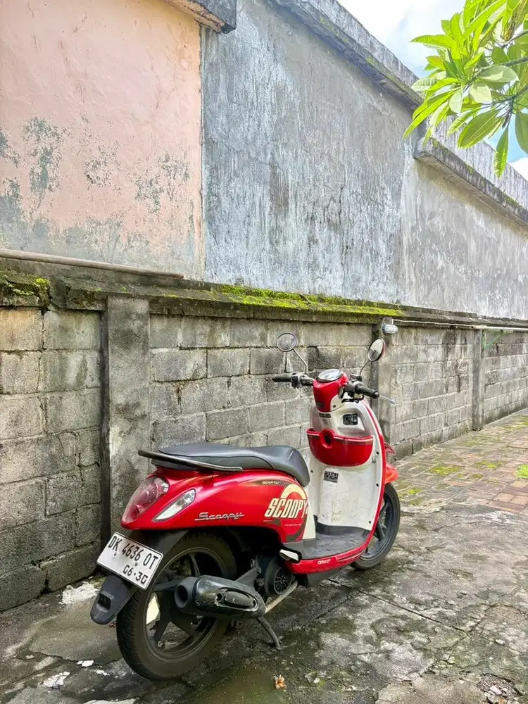 Honda Scoopy 2015