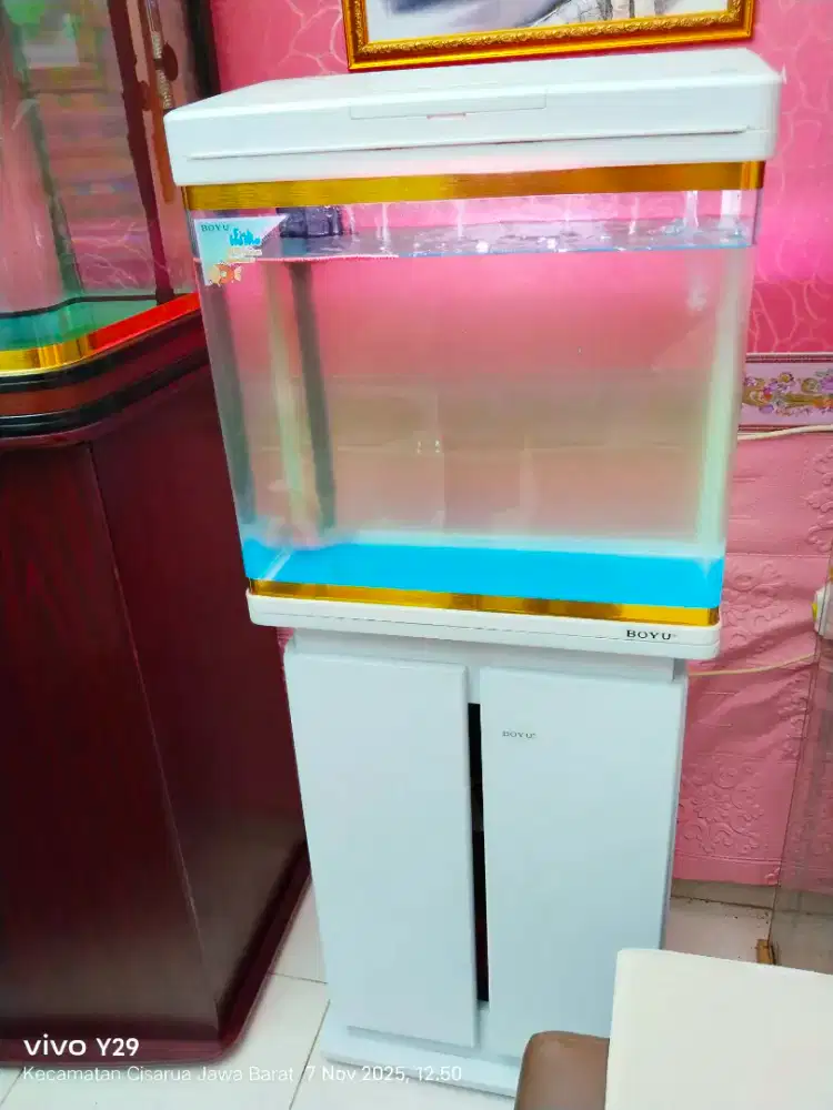 Aquarium Boyu like new