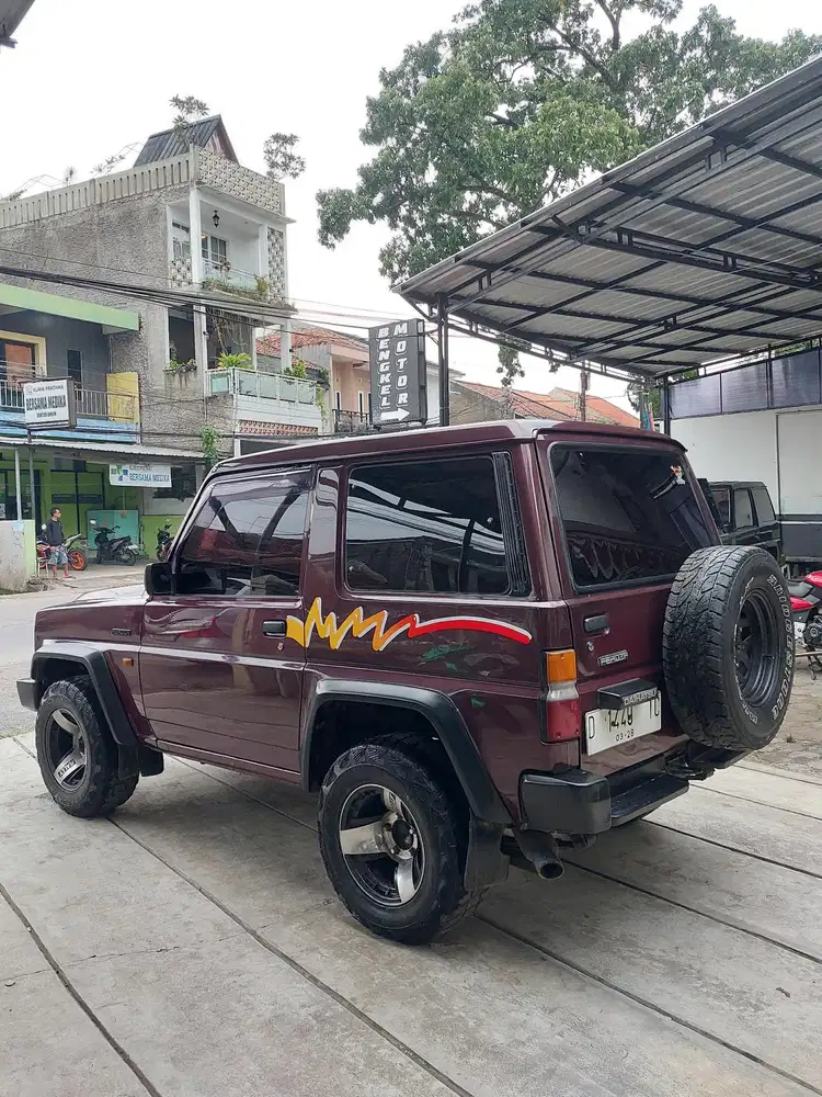 Daihatsu Feroza 1994 Bensin