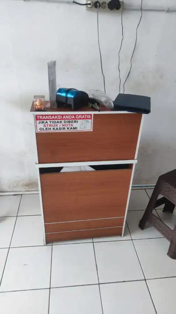 Meja kasir mini