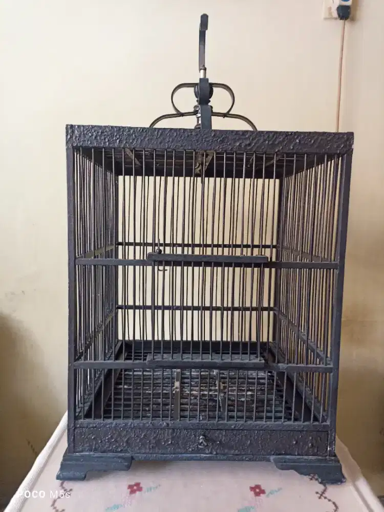 Sangkar burung pleci