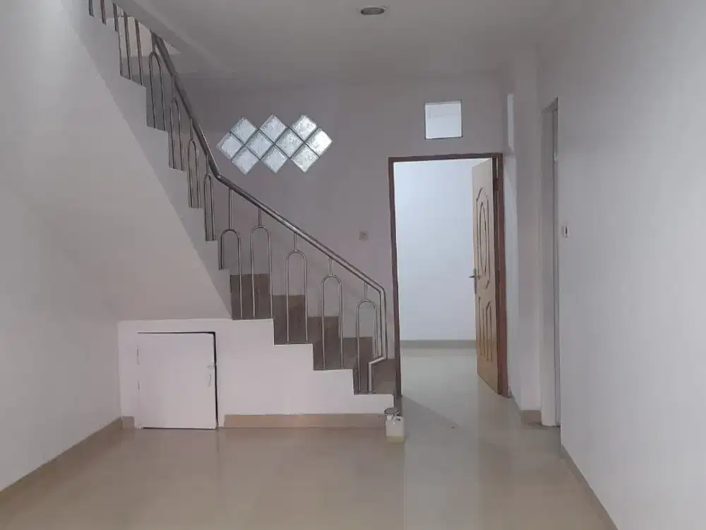 Rumah Kel Jelambar Baru Kec Grogol Petamburan Jakbar 220