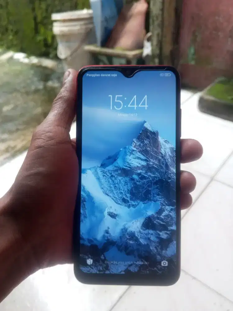 Redmi 8 | Ram : 4/64.