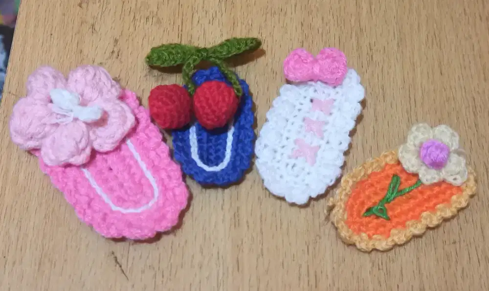 Jepit rambut rajutan, peci rajutan, outfit bayi